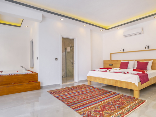  gece  -  Kasım
  | Kalkan İslamlar Muhafazakar Villa (4 Kişilik, Korunaklı Havuzlu, Jakuzili Seçenekli)